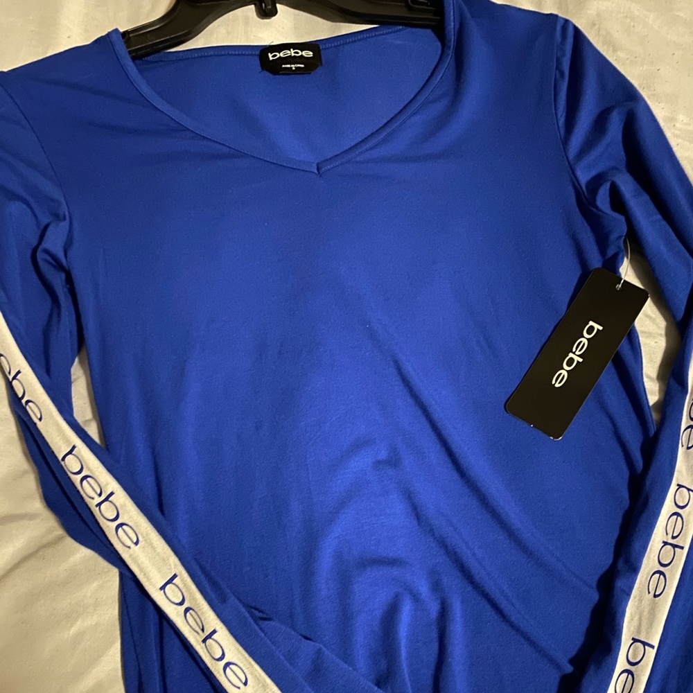 Beautiful blue size small Bebe This item is new